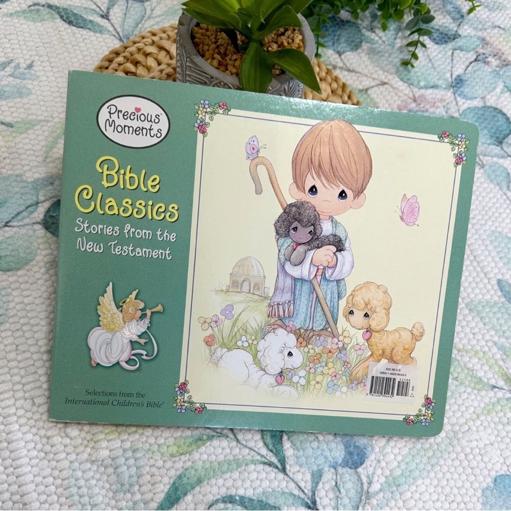 Y2K Precious Moments Large Children’s Board Book Bible Stories New Testament